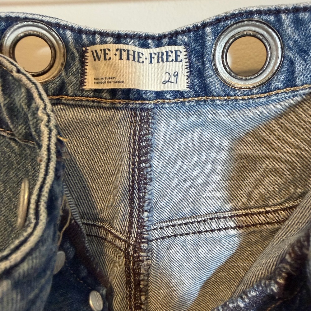 Free People Distressed Moxie Pull-On Barrel Jeans - Picture 6 of 7
